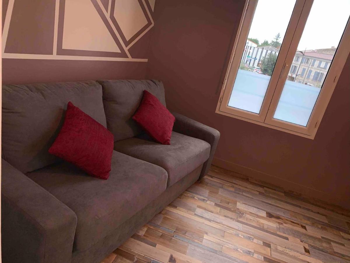 Le Petit Toulouse Apartamento Niort Exterior foto