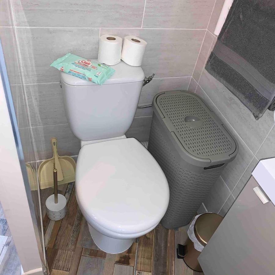 Le Petit Toulouse Apartamento Niort Exterior foto